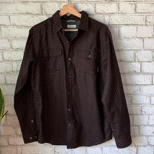 NWOT Columbia Omni-wick Button Down Shirt